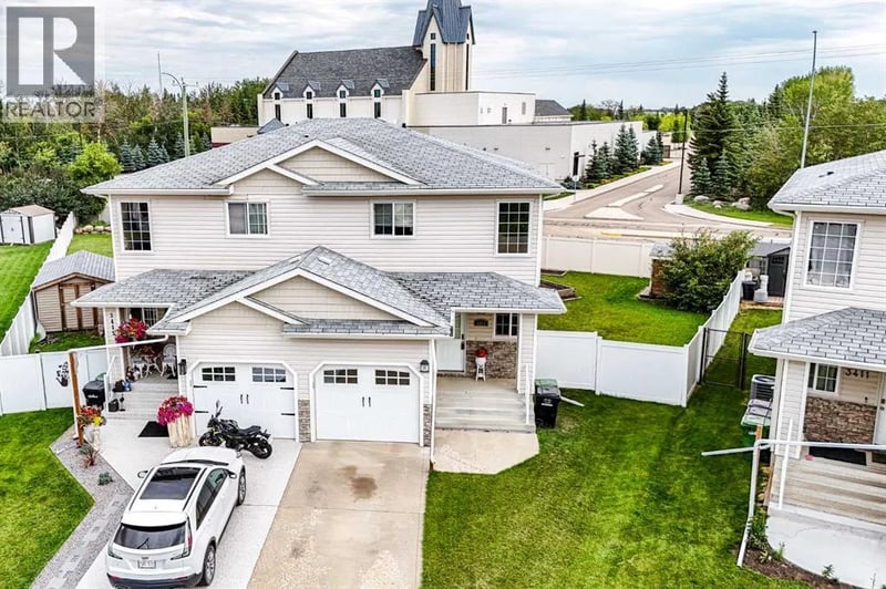3413 50A Street Close, Camrose, Alberta, T4V1J8, Camrose, Alberta — photo 1 of 5