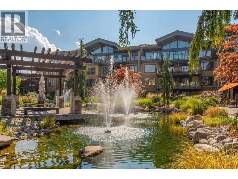 #225 4380 Lakeshore Road, Kelowna, British Columbia, V1W5N3, Kelowna, British Columbia — photo 1 of 5