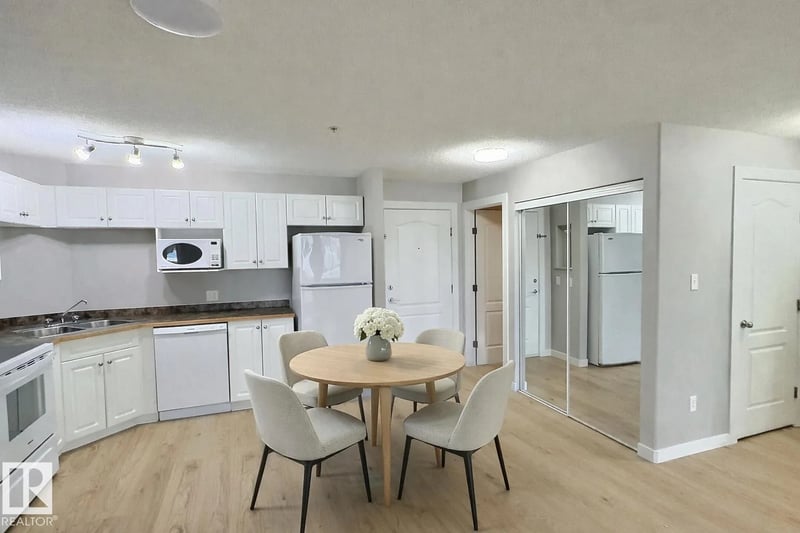 #103 5350 199 ST NW, Edmonton, Alberta, T6M0A4, Edmonton, Alberta — photo 1 of 5