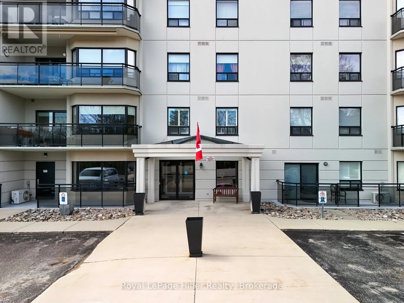 #102 160 Romeo Street South, Stratford, Ontario, N5A4S9, Stratford, Ontario — photo 1 of 5