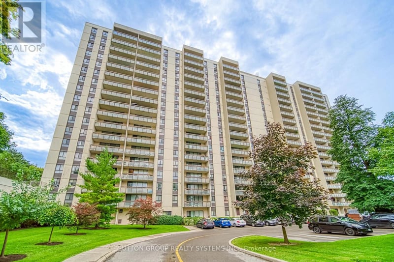 #1811 260 Seneca Hill Drive, Toronto (Don Valley Village), Ontario, M2J4S6, Toronto (Don Valley Village), Ontario — photo 1 of 5