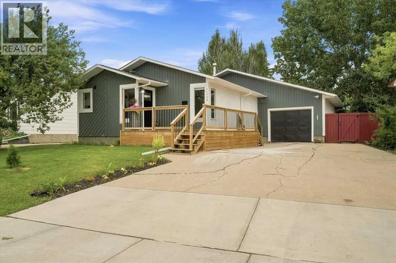 11709 95 Street, Grande Prairie, Alberta, T8V4N9, Grande Prairie, Alberta — photo 1 of 5