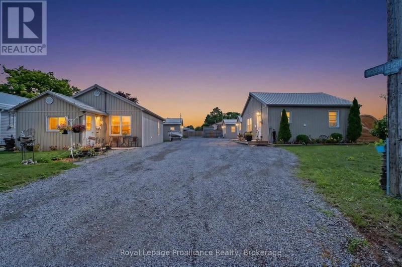 Ramsay Avenue, Quinte West (Trenton Ward), Ontario, K8V2P4, Quinte West (Trenton Ward), Ontario — photo 1 of 5