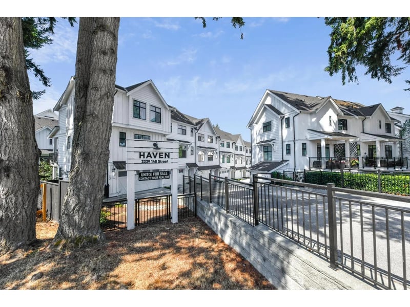 #8 3339 148 Street, Surrey, British Columbia, V4P0G6, Surrey, British Columbia — photo 1 of 5