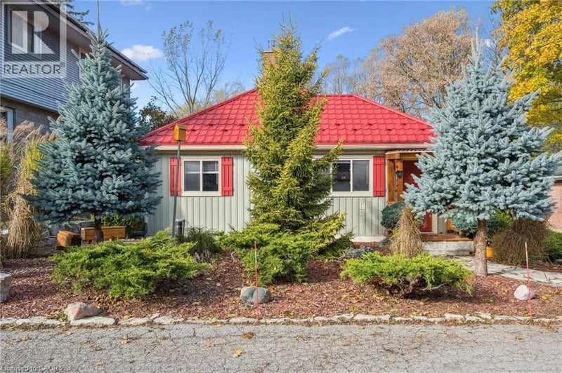 32 HOLLY Trail, Puslinch, Ontario, N3C2V4, Puslinch, Ontario — photo 1 of 5