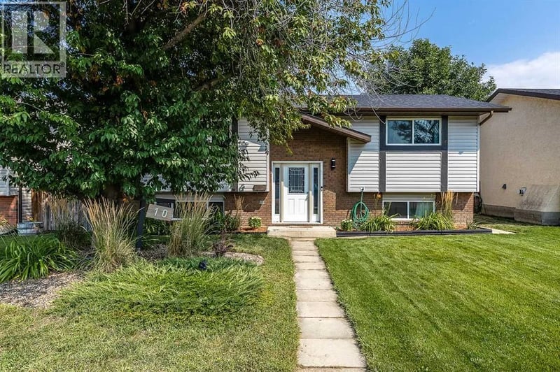 10 Chow Avenue Southeast, Medicine Hat, Alberta, T1B2T1, Medicine Hat, Alberta — photo 1 of 5