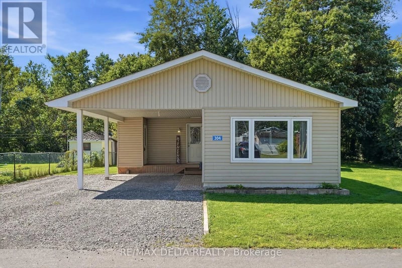#304 8250 County Road 17 Road, Clarence-Rockland, Ontario, K4K1K7, Clarence-Rockland, Ontario — photo 1 of 5