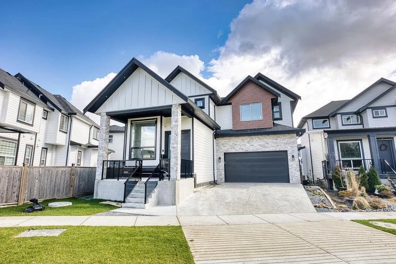 7080 192A Street, Surrey, British Columbia, V4N6V1, Surrey, British Columbia — photo 1 of 5