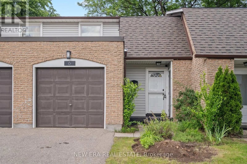 #6 2440 Bromsgrove Road, Mississauga (Clarkson), Ontario, L5J4J7, Mississauga (Clarkson), Ontario — photo 1 of 5