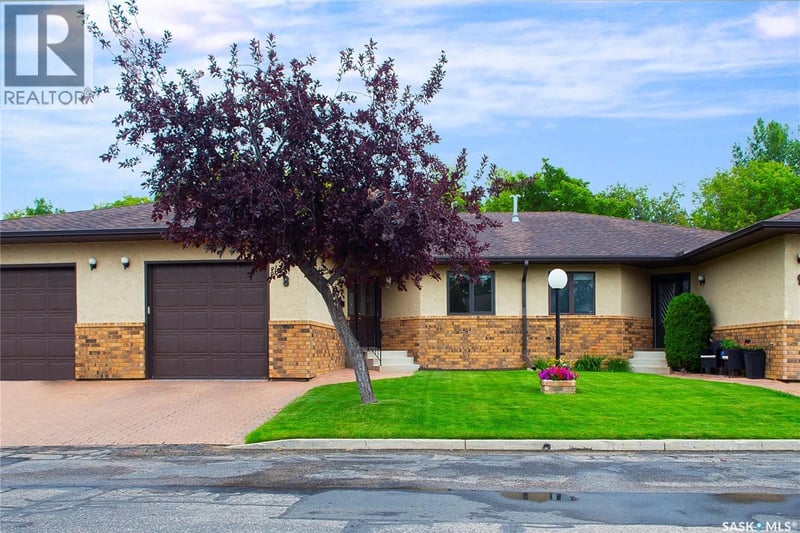 8 3415 Calder CRESCENT, Saskatoon, Saskatchewan, S7J4Z9, Saskatoon, Saskatchewan — photo 1 of 5