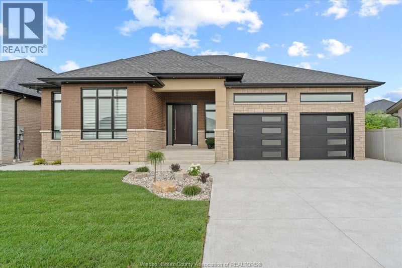 6215 CHESTNUT Street, LaSalle, Ontario, N9H0R5, LaSalle, Ontario — photo 1 of 5