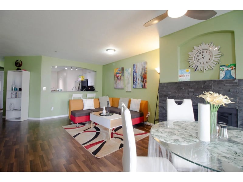 #306 20120 56 Avenue, Langley, British Columbia, V3A3Y4, Langley, British Columbia — photo 1 of 5