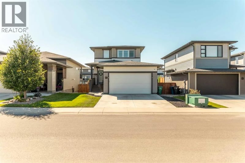 917 Atlantic Cove West, Lethbridge, Alberta, T1J5M4, Lethbridge, Alberta — photo 1 of 5