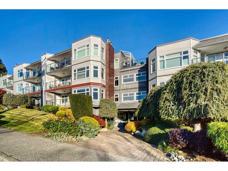 306, 1220 FIR Street, White Rock, British Columbia, V4B4B1, White Rock, British Columbia — photo 1 of 5