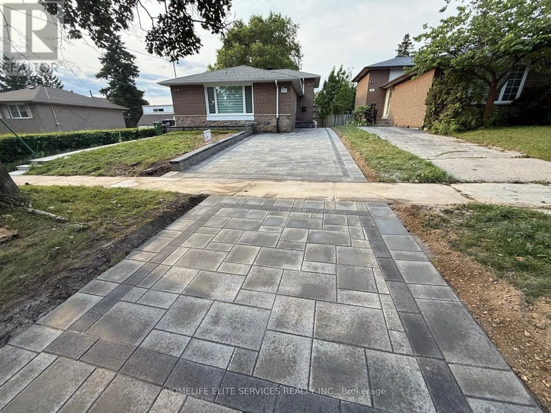 36 Manorglen Crescent, Toronto (Agincourt South-Malvern West), Ontario, M1S1W4, Toronto (Agincourt South-Malvern West), Ontario — photo 1 of 5
