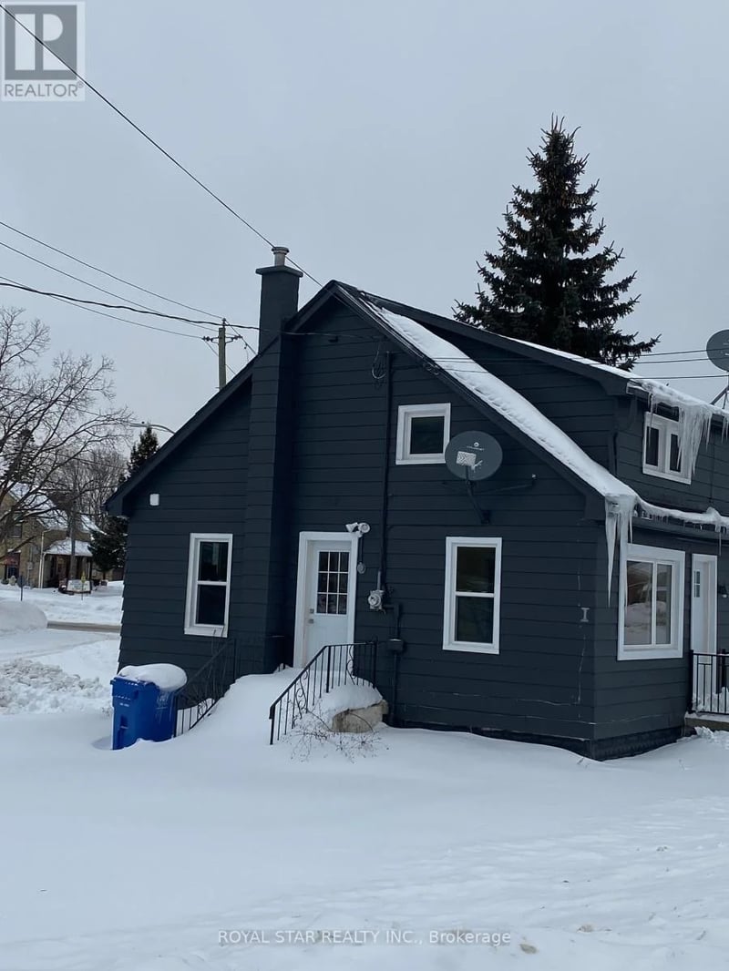 582 Garafraxa Street South, West Grey, Ontario, N0G1R0, West Grey, Ontario — photo 1 of 5