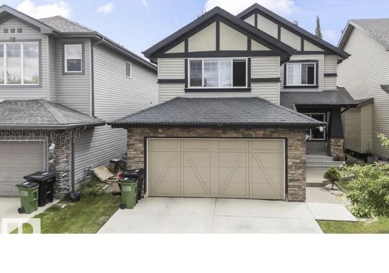 6811 19 AV SW, Edmonton, Alberta, T6X0L8, Edmonton, Alberta — photo 1 of 5