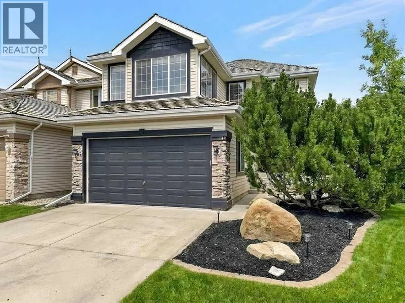 141 Douglas Glen Manor Southeast, Calgary, Alberta, T2Z3Y5, Calgary, Alberta — photo 1 of 5