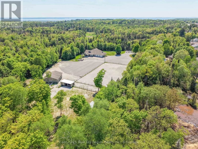 395 Carmichael Drive, North Bay (Airport), Ontario, P1B8G2, North Bay (Airport), Ontario — photo 1 of 5
