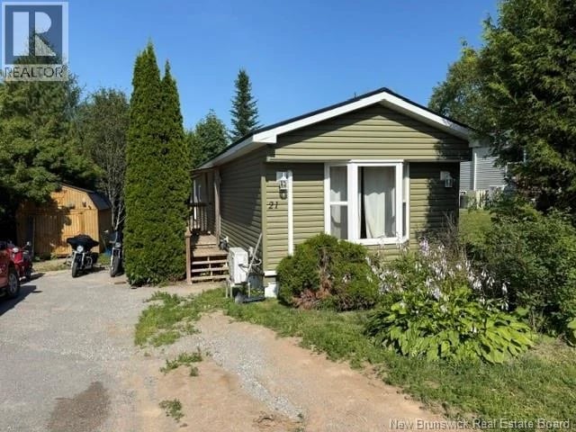 21 Third Street, Quispamsis, New Brunswick, E2G1W7, Quispamsis, New Brunswick — photo 1 of 5