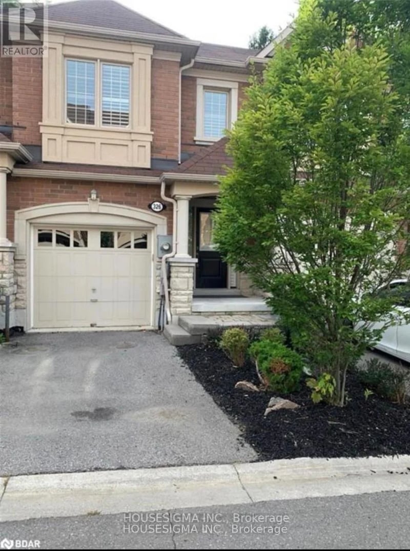 326 Doak Lane, Newmarket (Gorham-College Manor), Ontario, L3Y0A7, Newmarket (Gorham-College Manor), Ontario — photo 1 of 5