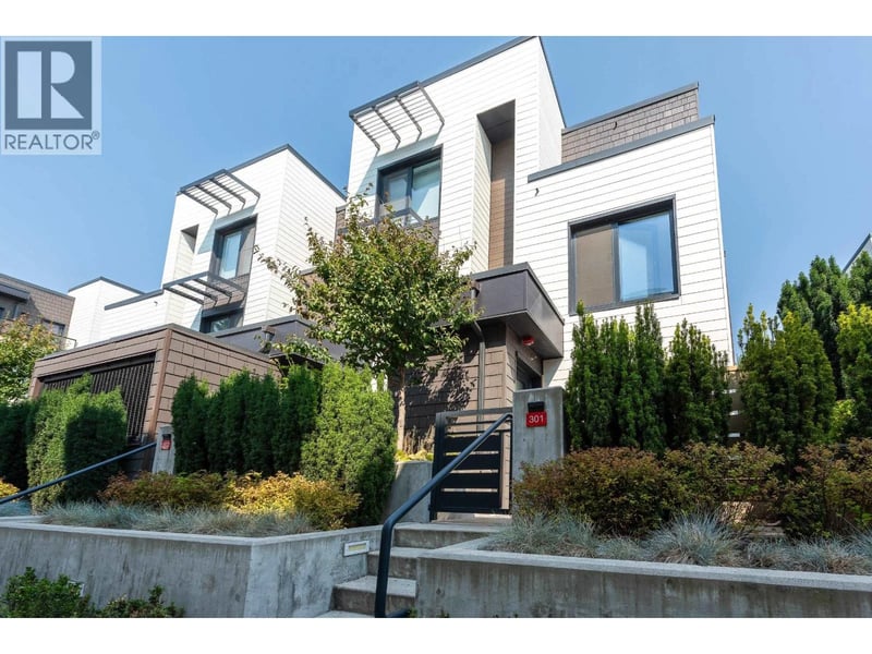 #301 606 FOSTER Avenue, Coquitlam, British Columbia, V6J0L5, Coquitlam, British Columbia — photo 1 of 5