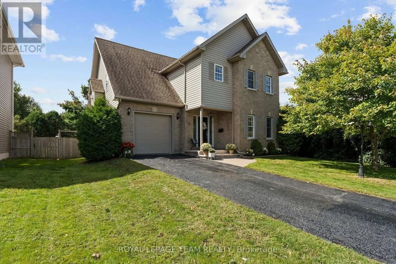4 Francis Street, Carleton Place, Ontario, K7C0C6, Carleton Place, Ontario — photo 1 of 5