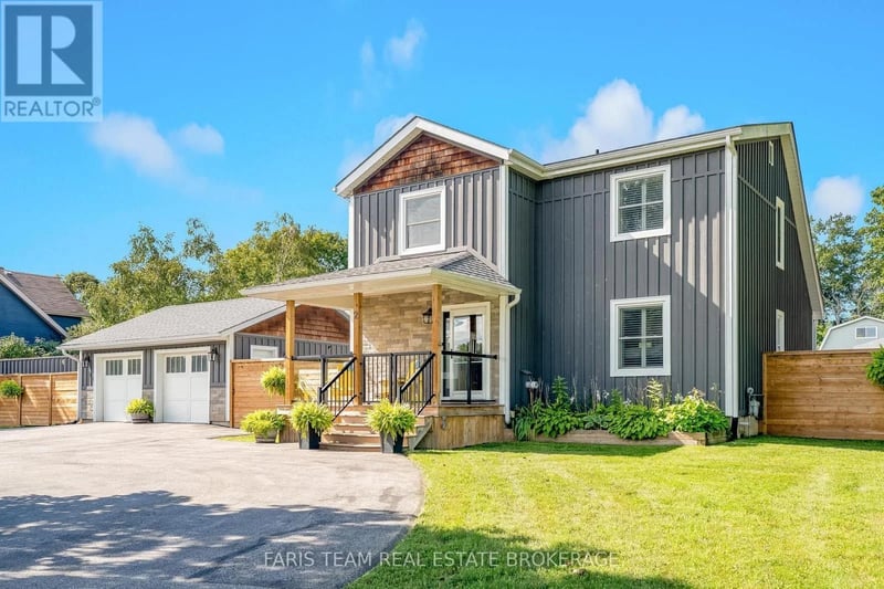 2 Agnes Street, Oro-Medonte (Moonstone), Ontario, L0K1N0, Oro-Medonte (Moonstone), Ontario — photo 1 of 5