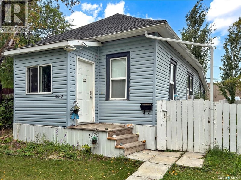 1552 99th STREET, North Battleford, Saskatchewan, S9A0R3, North Battleford, Saskatchewan — photo 1 of 5