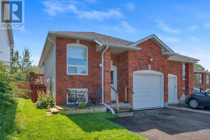 19 Ballantine Street, Cobourg, Ontario, K9A5G8, Cobourg, Ontario — photo 1 of 5