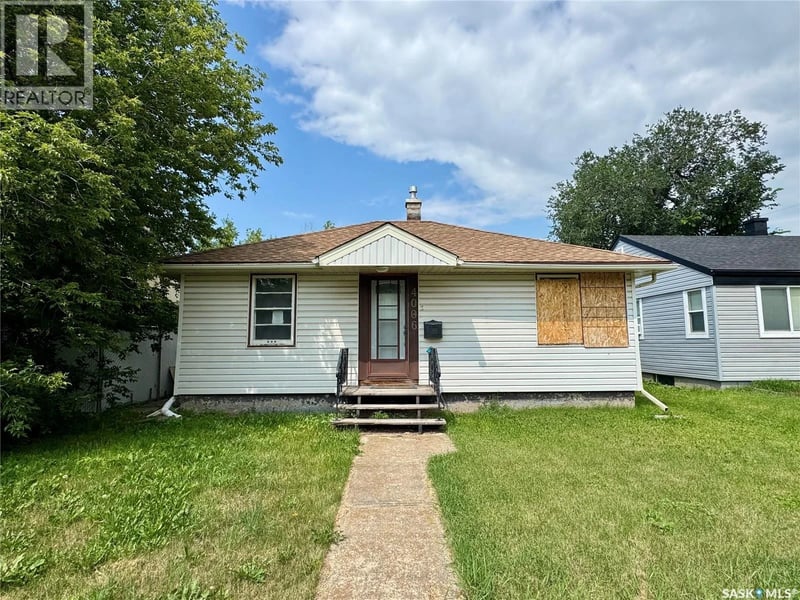 4006 4th AVENUE, Regina, Saskatchewan, S4R0V9, Regina, Saskatchewan — photo 1 of 5