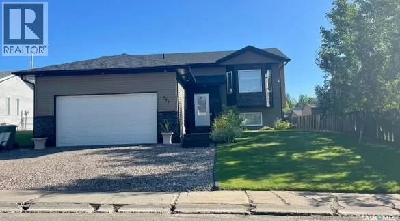 903 Sinotte CRESCENT, La Ronge, Saskatchewan, S0J1L0, La Ronge, Saskatchewan — photo 1 of 5