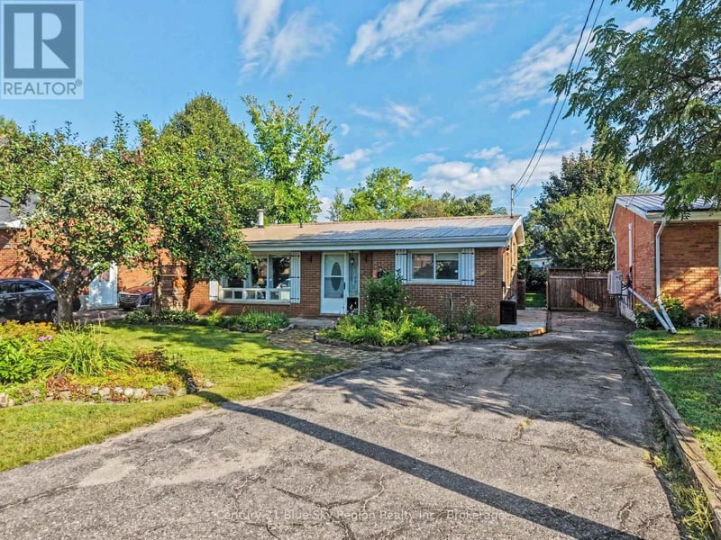 328 McKenzie Avenue, North Bay (Widdifield), Ontario, P1B7E2, North Bay (Widdifield), Ontario — photo 1 of 5