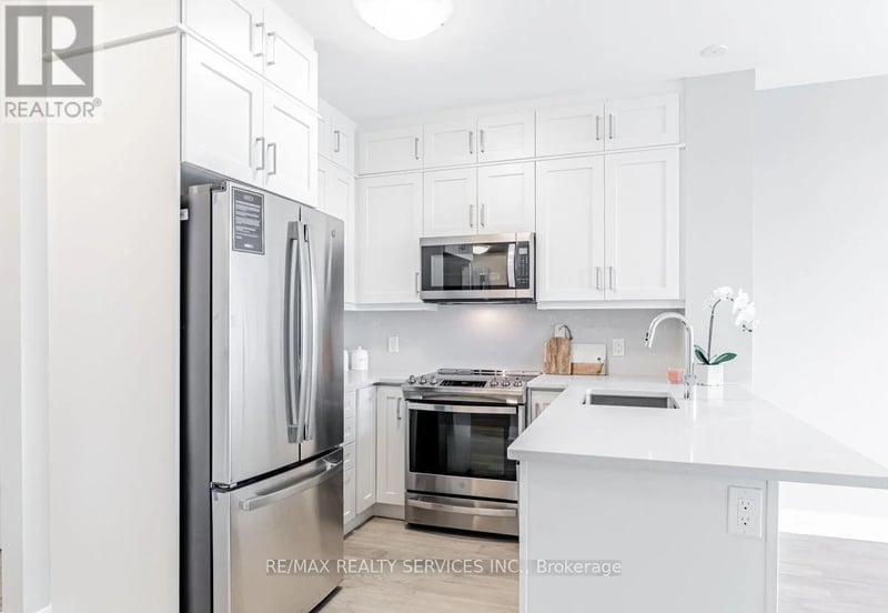 #403 50 Kaitting Trail West, Oakville (GO Glenorchy), Ontario, L6M5N3, Oakville (GO Glenorchy), Ontario — photo 1 of 5