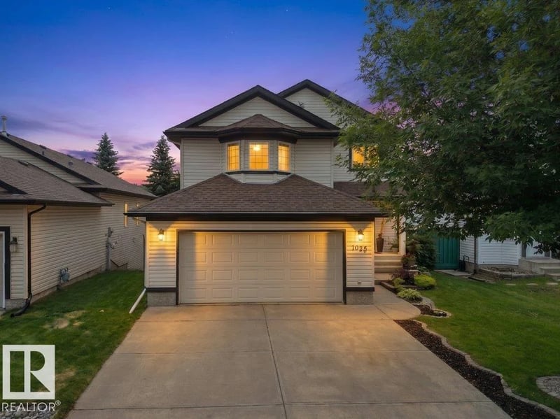 1025 GRAHAM CO NW, Edmonton, Alberta, T5T6L4, Edmonton, Alberta — photo 1 of 5