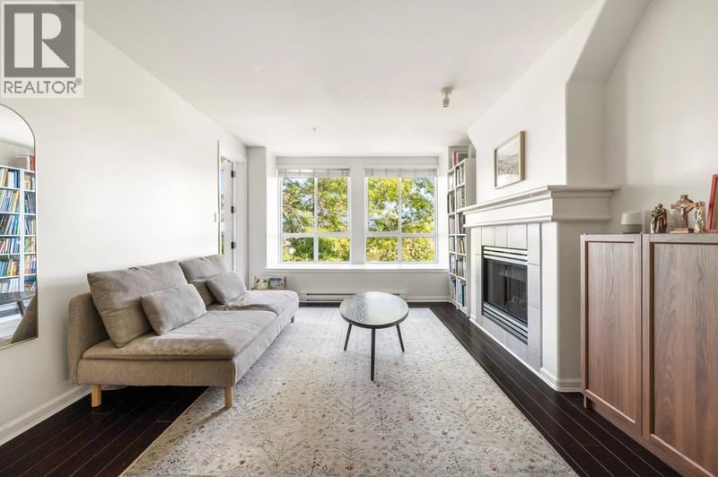 #324 12639 NO. 2 Road, Richmond, British Columbia, V7E6N6, Richmond, British Columbia — photo 1 of 5
