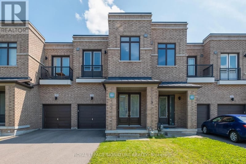 215 Elyse Court, Aurora, Ontario, L4G2C9, Aurora, Ontario — photo 1 of 5