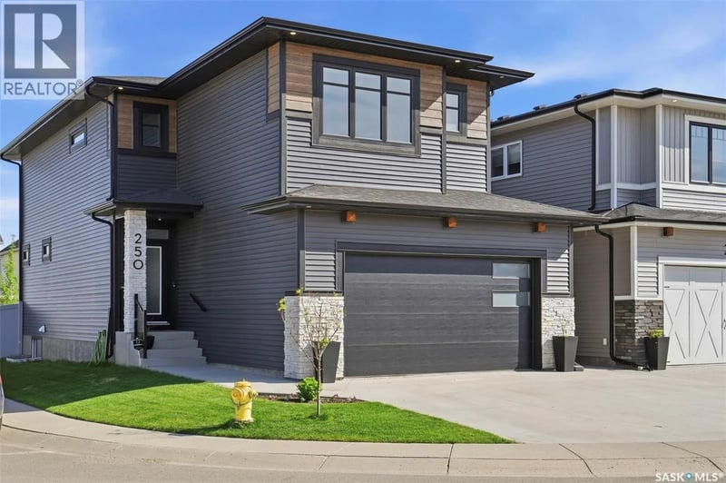 250 Skopik CRESCENT, Saskatoon, Saskatchewan, S7V0V7, Saskatoon, Saskatchewan — photo 1 of 5