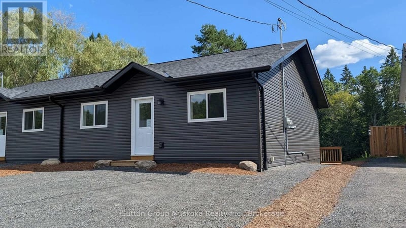 79 Chaffey Township Road, Huntsville (Chaffey), Ontario, P1H1C8, Huntsville (Chaffey), Ontario — photo 1 of 5