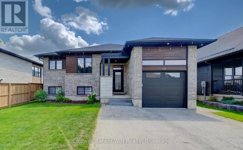 430 Wellington Street East, Wellington North (Mount Forest), Ontario, N0G2L4, Wellington North (Mount Forest), Ontario — photo 1 of 5