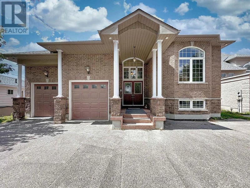 966 Shore Lane, Wasaga Beach, Ontario, L9Z2B4, Wasaga Beach, Ontario — photo 1 of 5