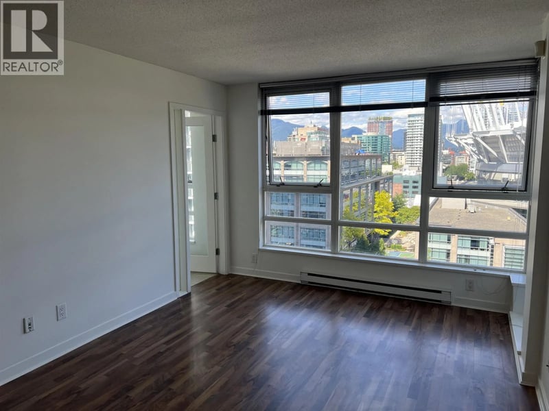 #1707 939 EXPO Boulevard, Vancouver, British Columbia, V6Z3G7, Vancouver, British Columbia — photo 1 of 5