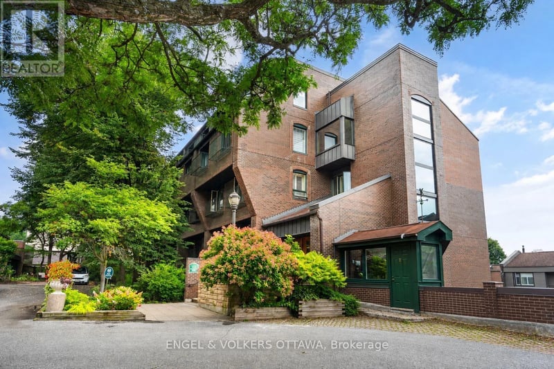 #5 135 Springfield Road, Ottawa, Ontario, K1M1C5, Ottawa, Ontario — photo 1 of 5