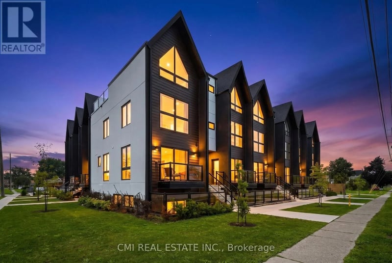 #302 7277 Wilson Crescent, Niagara Falls (Oldfield), Ontario, L2G7G5, Niagara Falls (Oldfield), Ontario — photo 1 of 5