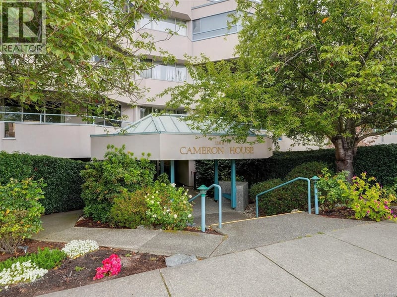 #207 1100 Union Road, Saanich, British Columbia, V8P2J3, Saanich, British Columbia — photo 1 of 5