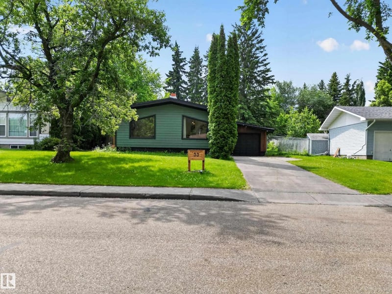 33 HAZEL ST, Sherwood Park, Alberta, T8H1H7, Sherwood Park, Alberta — photo 1 of 5