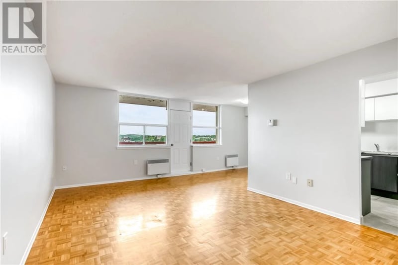 901 Lasalle Boulevard Unit# 909, Greater Sudbury, Ontario, P3A1X7, Greater Sudbury, Ontario — photo 1 of 5