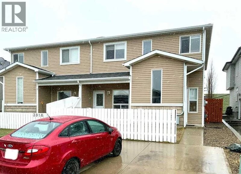 3918 Sundance Road, Coalhurst, Alberta, T0L0V2, Coalhurst, Alberta — photo 1 of 5