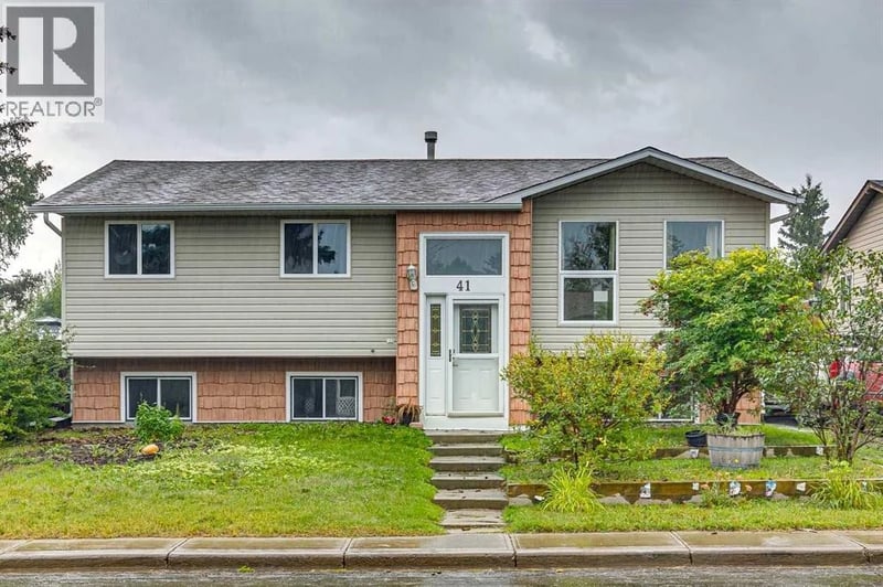 41 Brentwood Drive, Strathmore, Alberta, T1P1H9, Strathmore, Alberta — photo 1 of 5