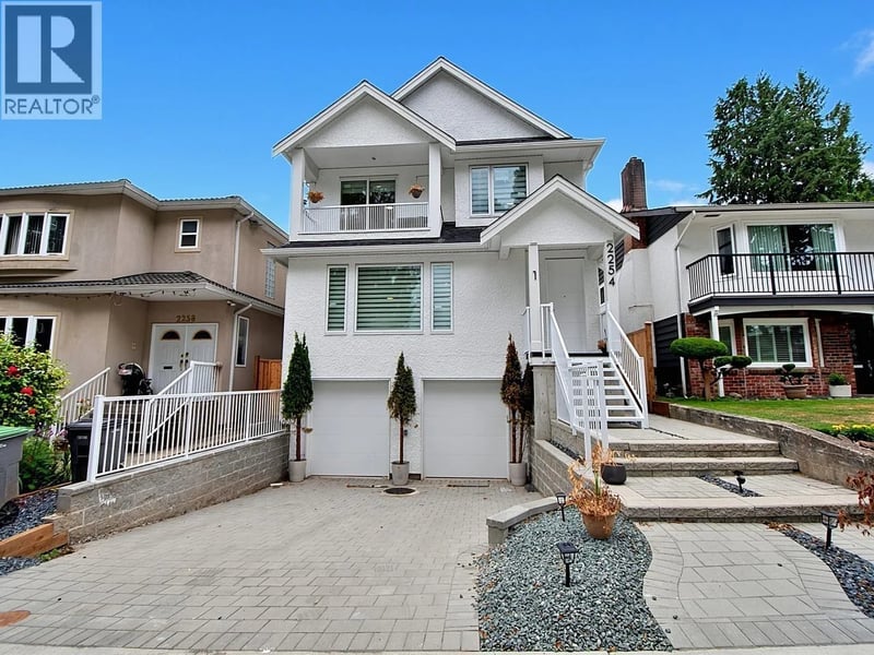#1 2254 24TH Avenue, Vancouver, British Columbia, V5N2V2, Vancouver, British Columbia — photo 1 of 5